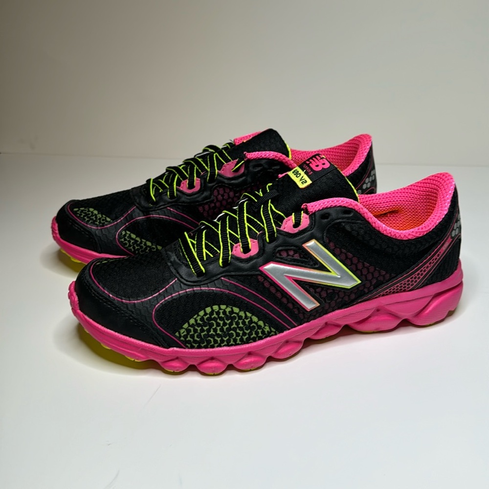 New Balance 690 V2 Womens Size 9.5 Running Shoes Pink Yellow Black